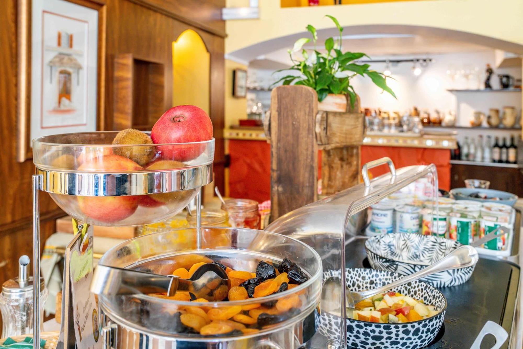 Hotel Logis Le Vieux Logis 3*