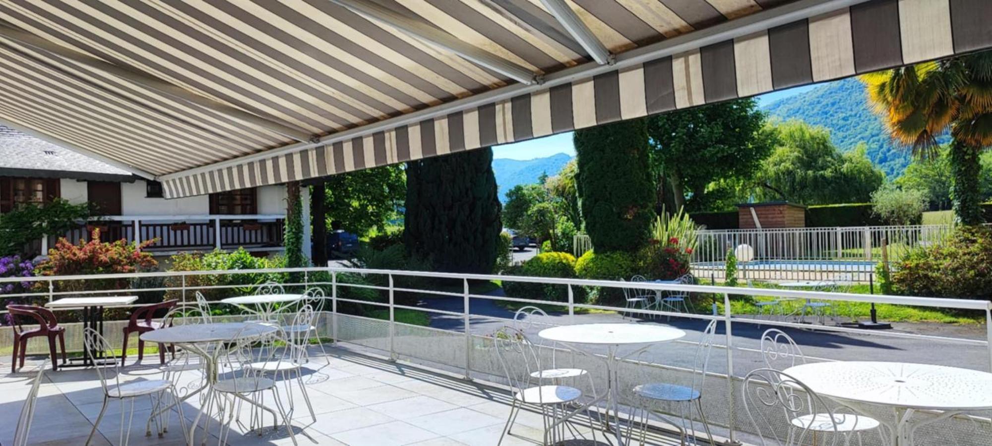 Logis Le Vieux Logis Hotel