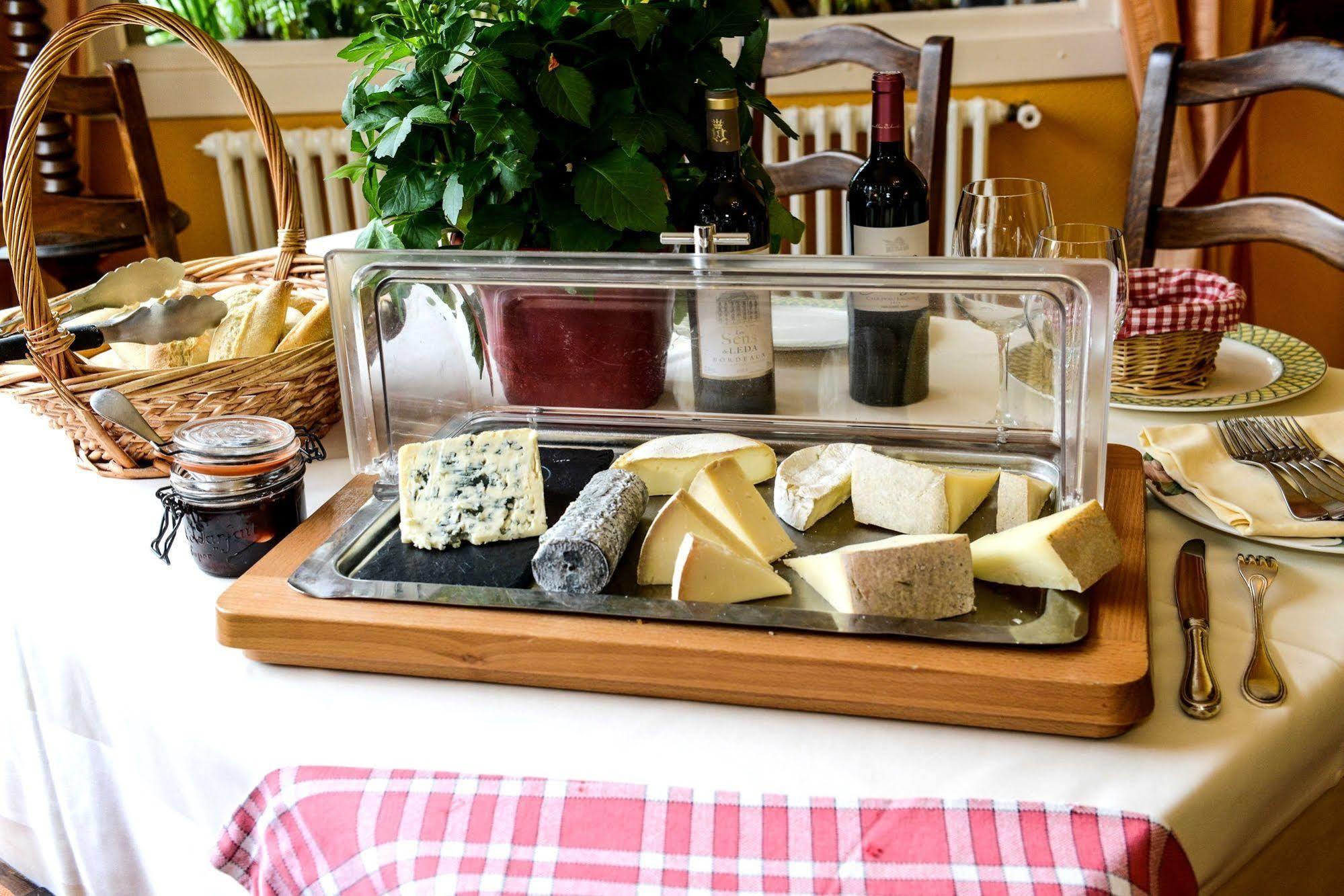 Logis Le Vieux Logis Hotel 3*
