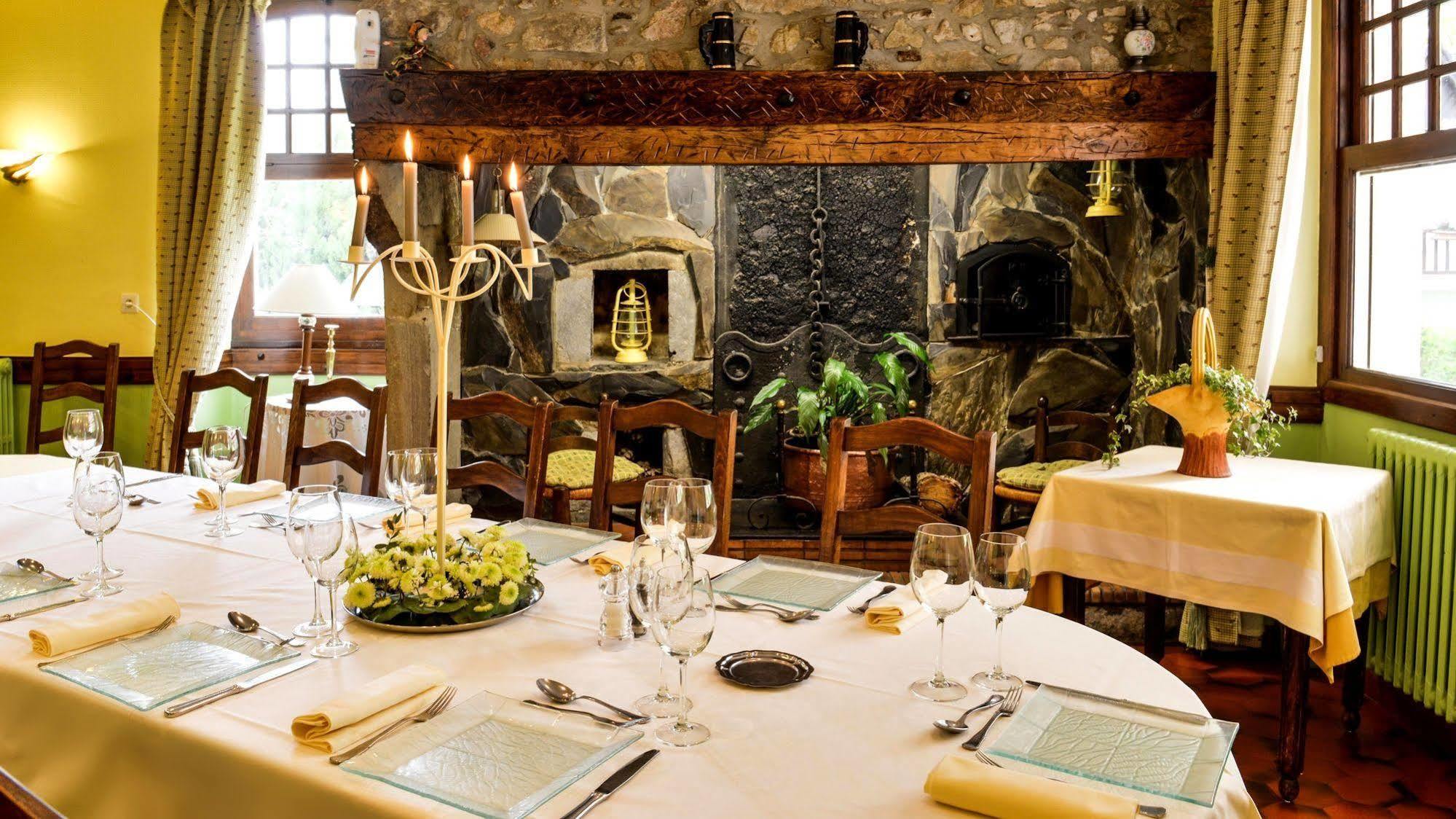 Hotel Logis Le Vieux Logis